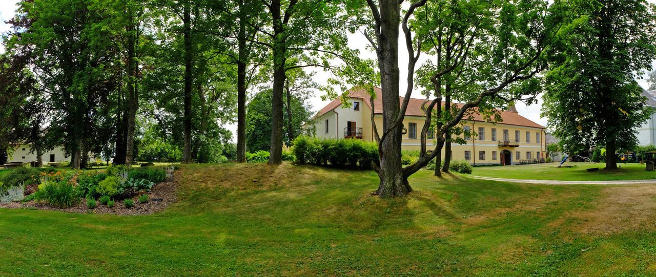Zámek Jindřichovice Kolinec Exterior foto