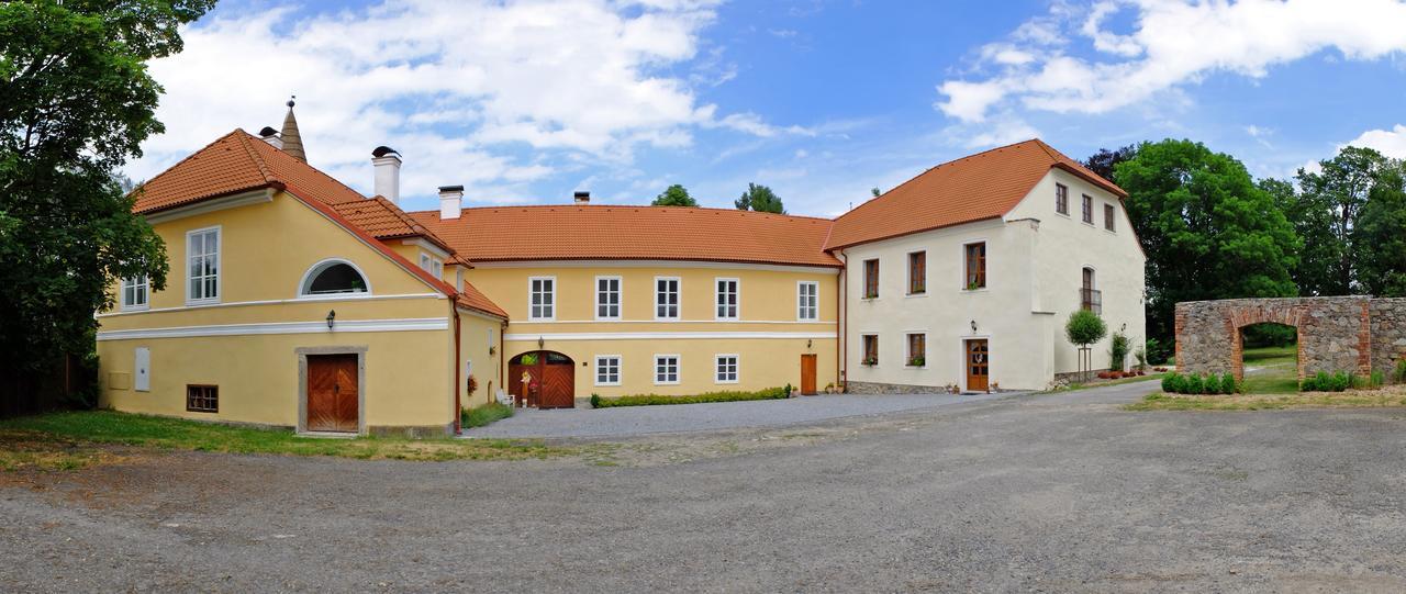 Zámek Jindřichovice Kolinec Exterior foto